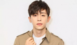 吃瓜爆料邓伦彭小苒,吃瓜群众热议恋情真相